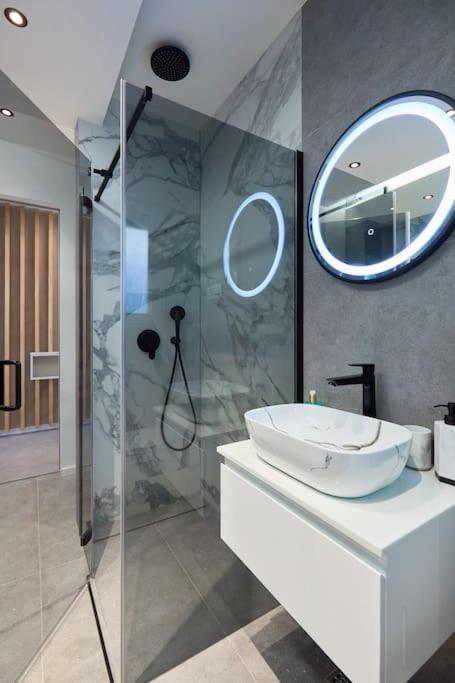 Apartamento New & Stunning Views In Luxury 5* Divona